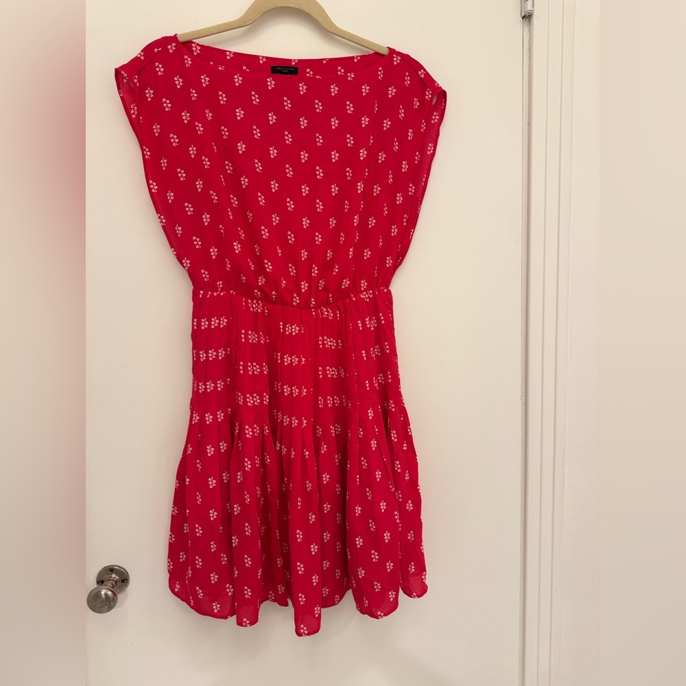 Ann Taylor flouncy dress
